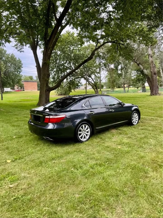 2008 Lexus LS 4th Gen - Image 3 of 14