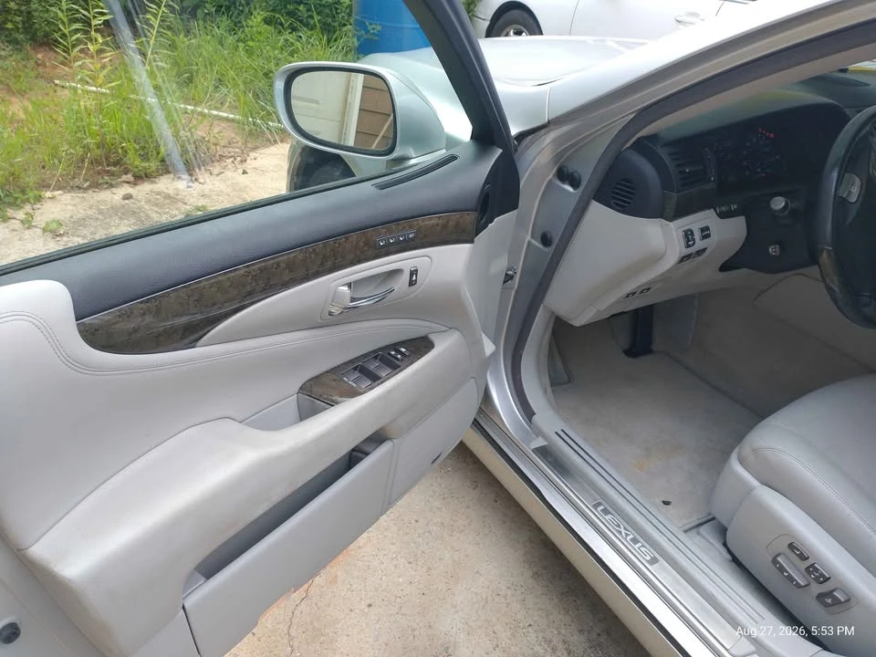 2008 Lexus LS 4th Gen - Image 6 of 14