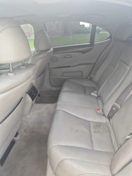 2008 Lexus LS 4th Gen - Image 19 of 20