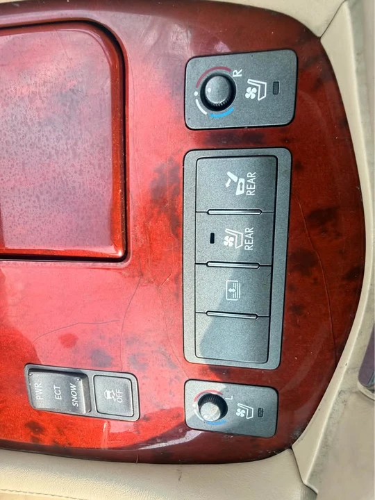2008 Lexus LS 4th Gen - Image 7 of 12