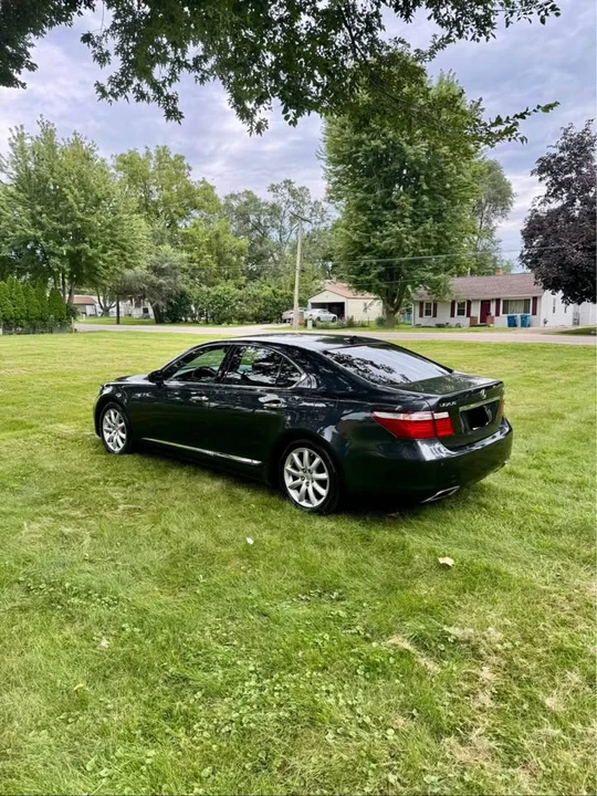 2008 Lexus LS 4th Gen - Image 4 of 14