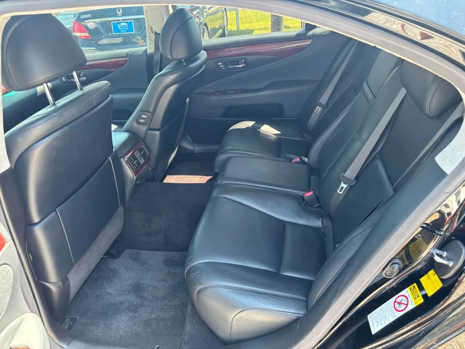 2008 Lexus LS 4th Gen - Image 7 of 15