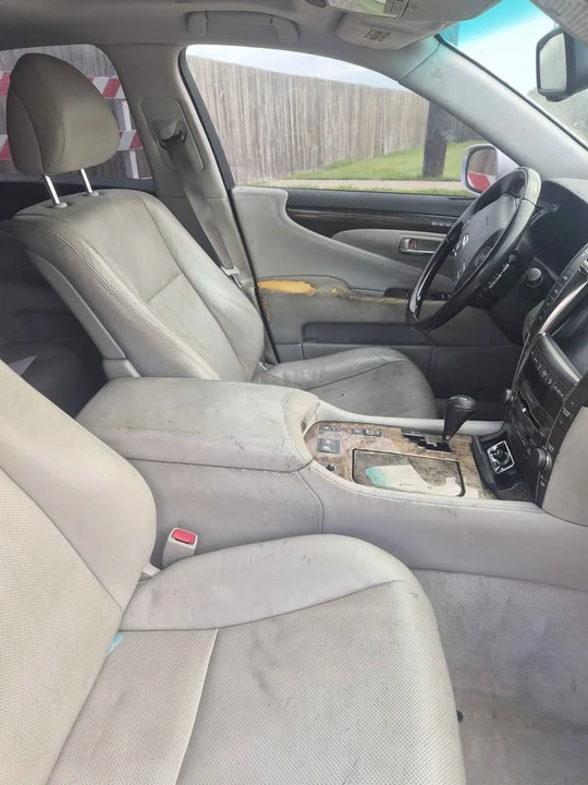 2008 Lexus LS 4th Gen - Image 13 of 20