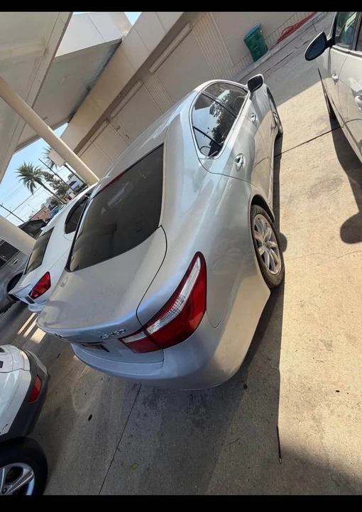 2008 Lexus LS 4th Gen - Image 4 of 8