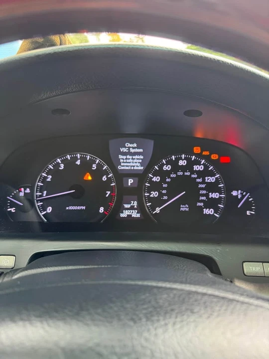 2008 Lexus LS 4th Gen - Image 11 of 14