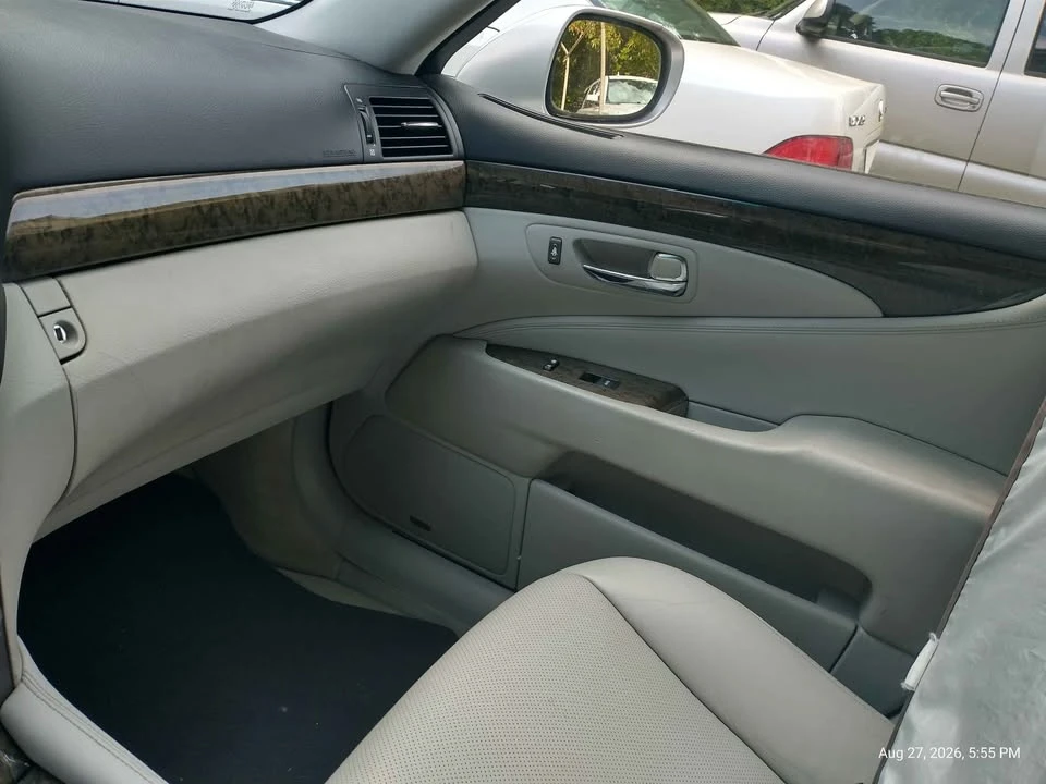 2008 Lexus LS 4th Gen - Image 7 of 14