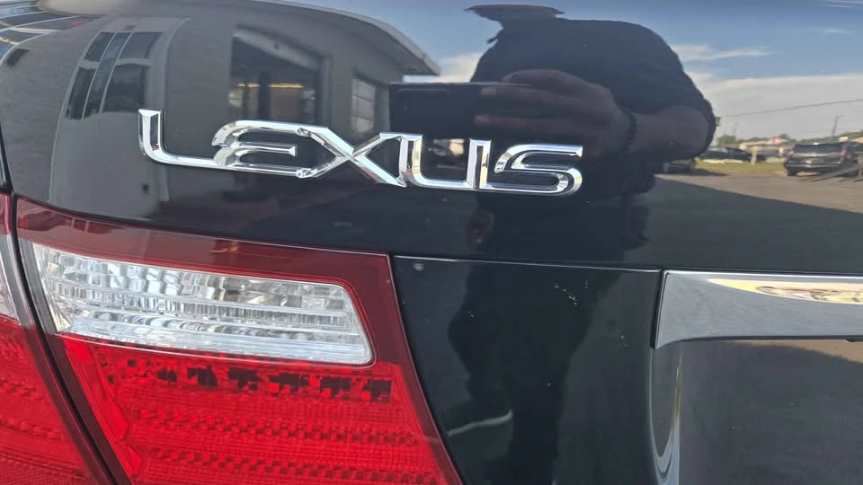 2008 Lexus LS 4th Gen - Image 8 of 20