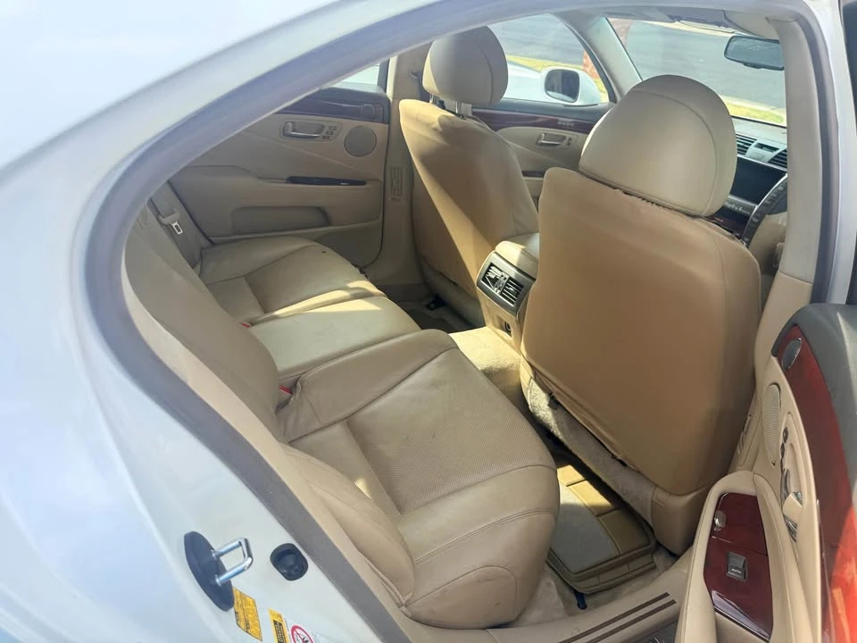 2008 Lexus LS 4th Gen - Image 6 of 12