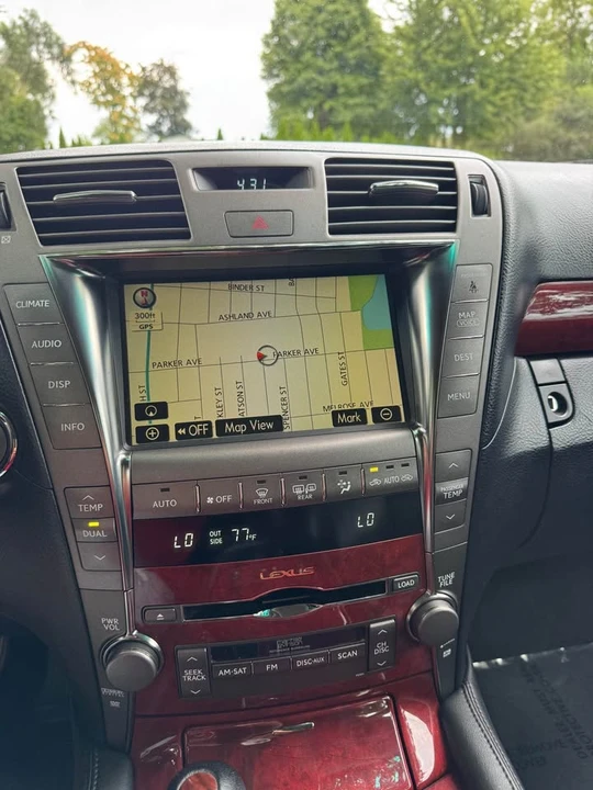 2008 Lexus LS 4th Gen - Image 12 of 14