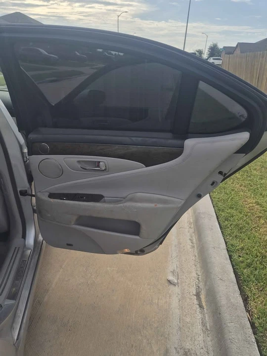 2008 Lexus LS 4th Gen - Image 8 of 20
