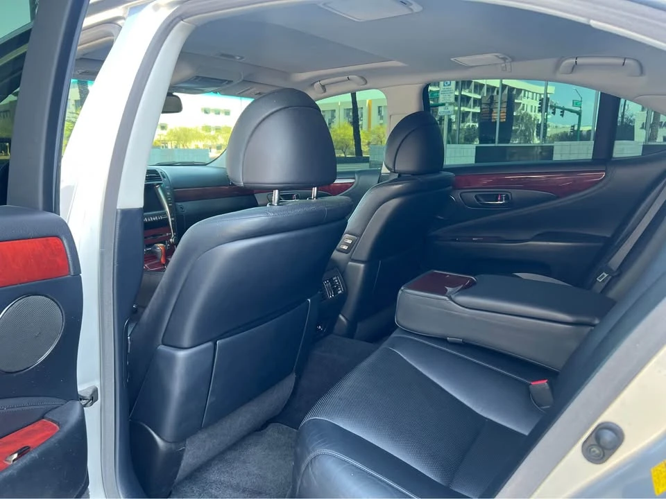 2008 Lexus LS 4th Gen - Image 6 of 15