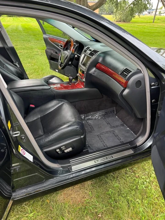2008 Lexus LS 4th Gen - Image 7 of 14