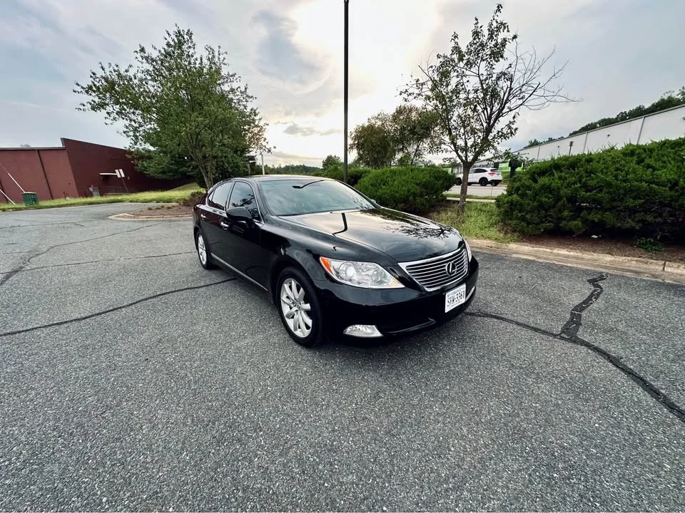 2008 Lexus LS 4th Gen - Image 2 of 19
