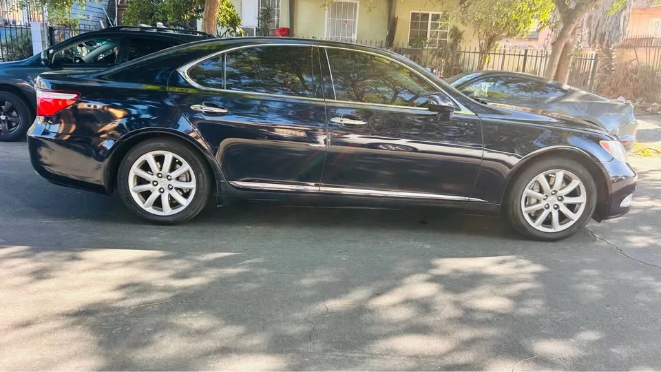 2008 Lexus LS 4th Gen - Image 3 of 11
