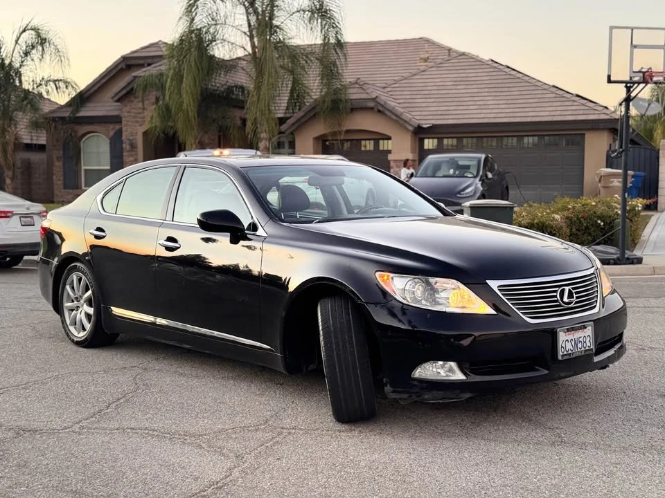 2008 Lexus LS 4th Gen - Image 2 of 14
