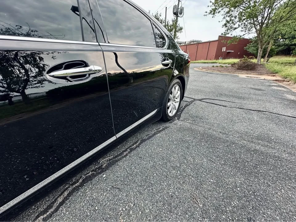 2008 Lexus LS 4th Gen - Image 10 of 20