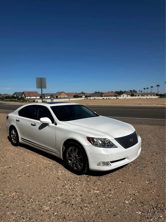 2008 Lexus LS 4th Gen - Image 6 of 15