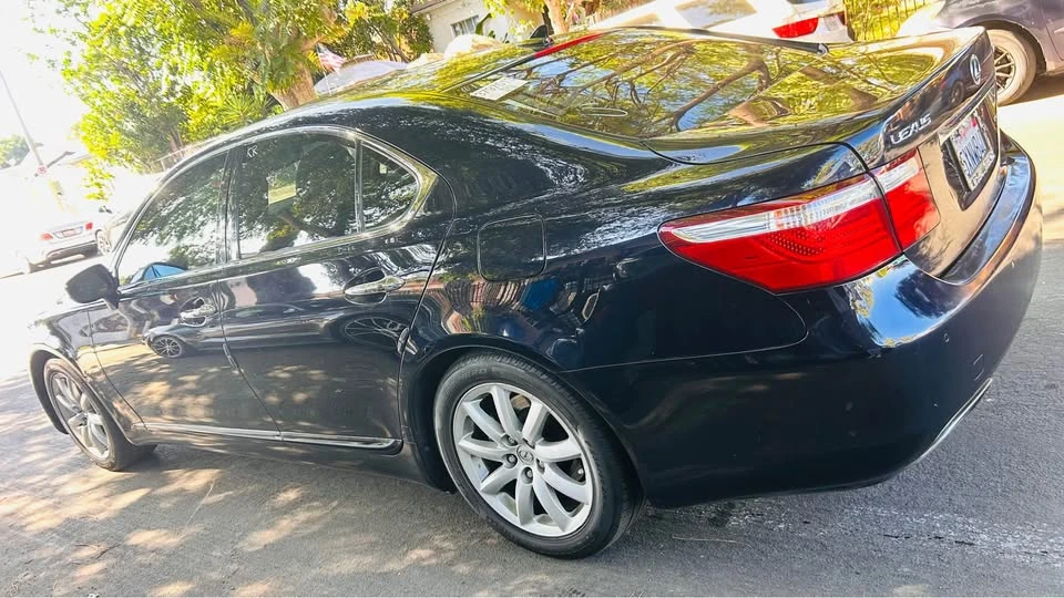 2008 Lexus LS 4th Gen - Image 5 of 11