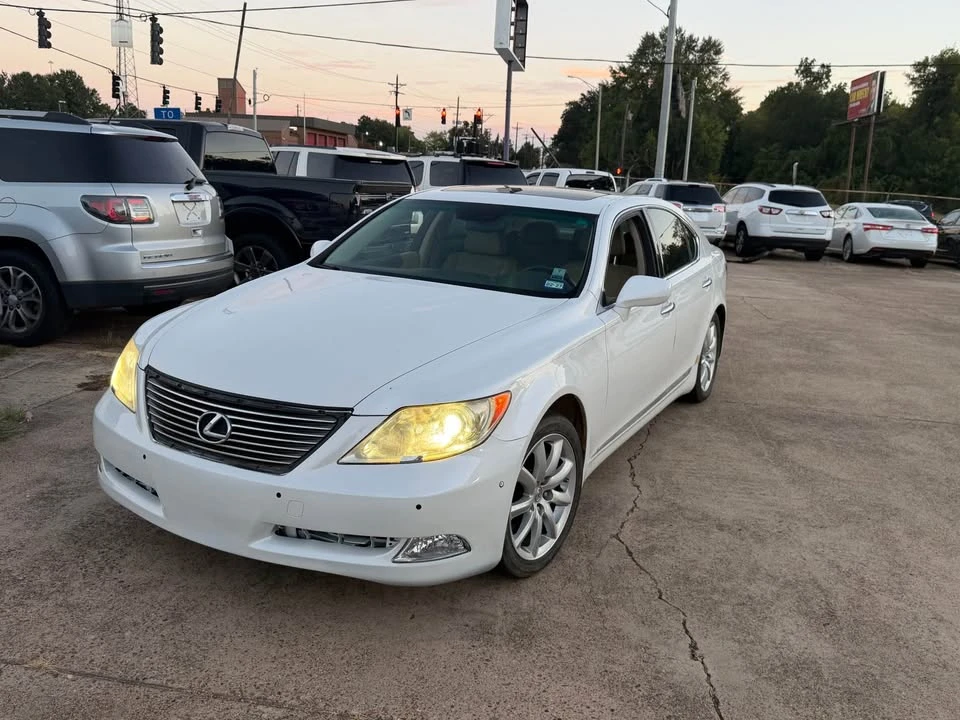 2008 Lexus LS 4th Gen - Image 4 of 11