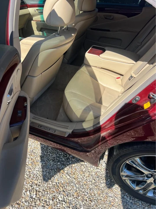 2008 Lexus LS 4th Gen - Image 10 of 10