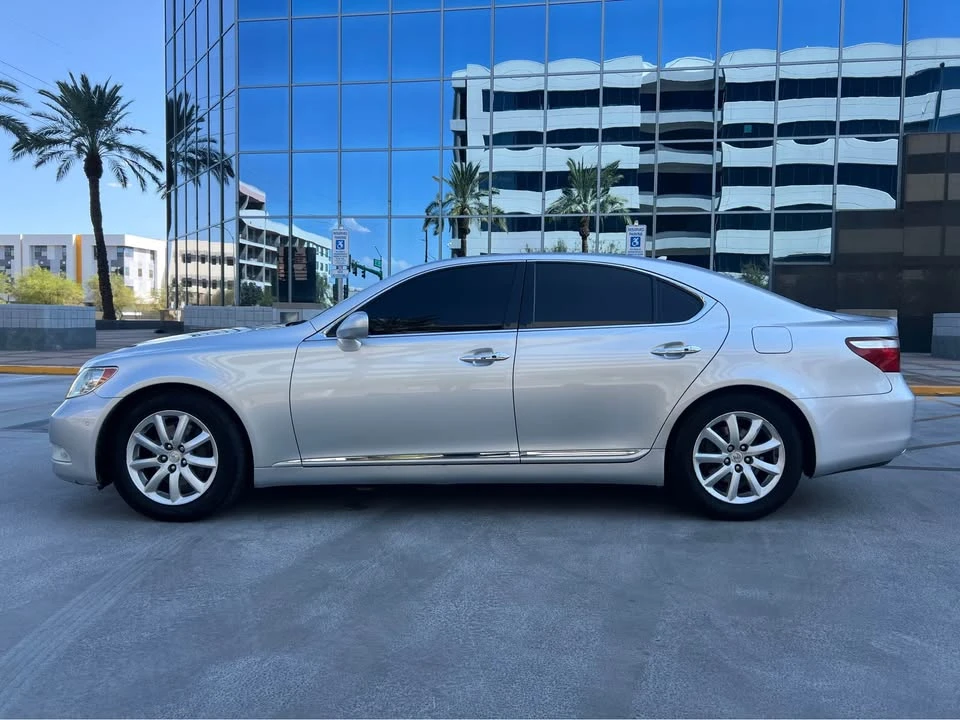2008 Lexus LS 4th Gen - Image 7 of 16