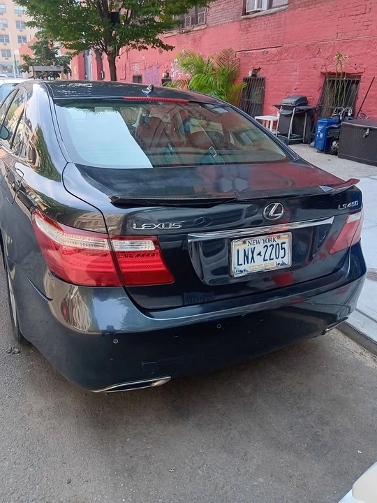 2008 Lexus LS 4th Gen - Image 5 of 6