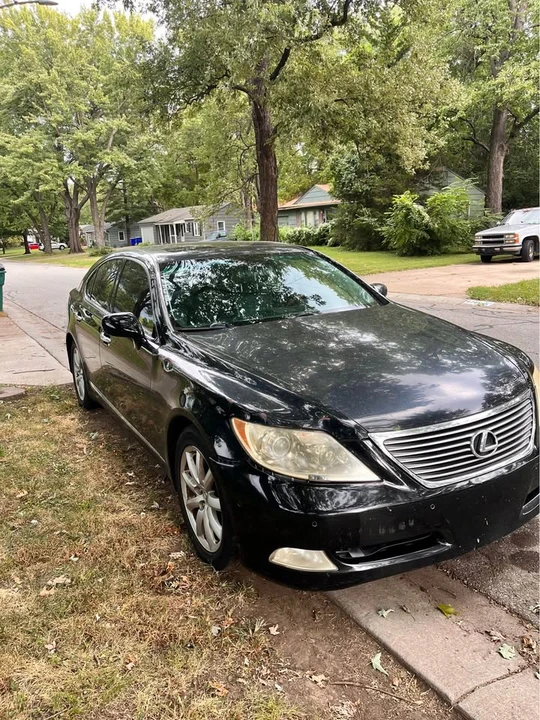 2008 Lexus LS 4th Gen - Image 2 of 11