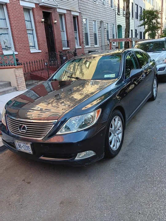 2008 Lexus LS 4th Gen - Image 3 of 6