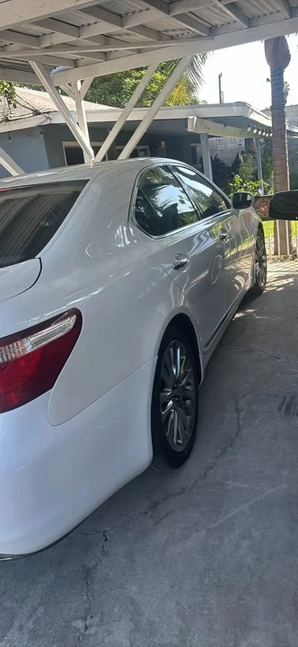 2008 Lexus LS 4th Gen - Image 4 of 4