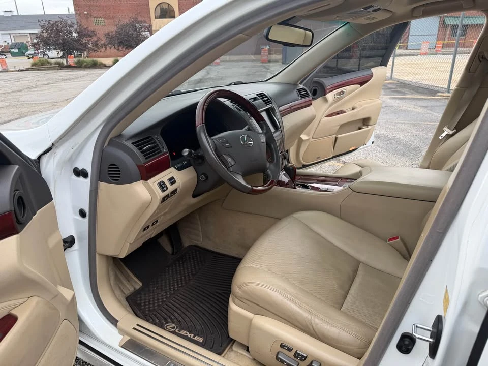 2008 Lexus LS 4th Gen - Image 9 of 15