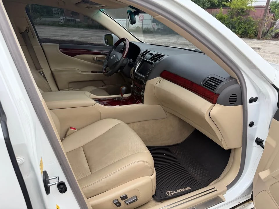2008 Lexus LS 4th Gen - Image 8 of 15