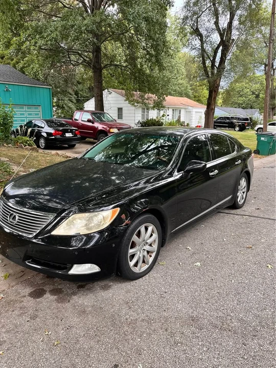 2008 Lexus LS 4th Gen - Image 3 of 11