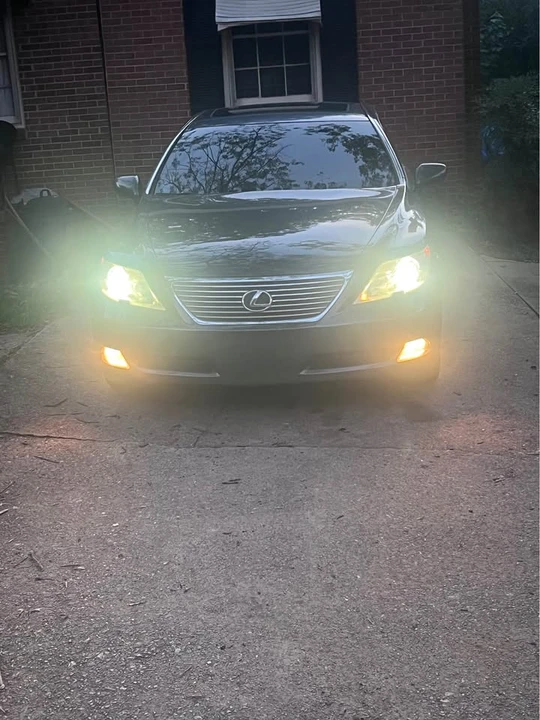 2008 Lexus LS 4th Gen - Image 2 of 6