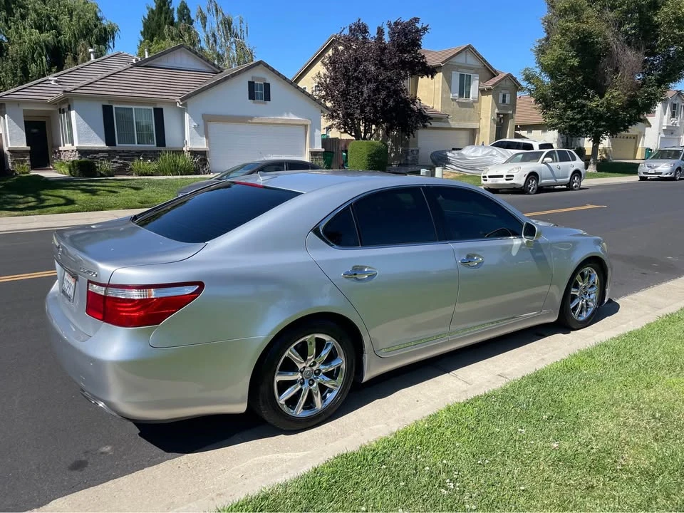 2008 Lexus LS 4th Gen - Image 4 of 12
