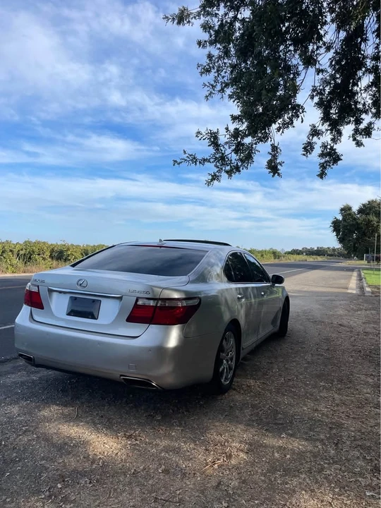 2008 Lexus LS 4th Gen - Image 6 of 12