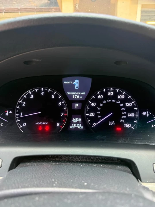 2008 Lexus LS 4th Gen - Image 17 of 19