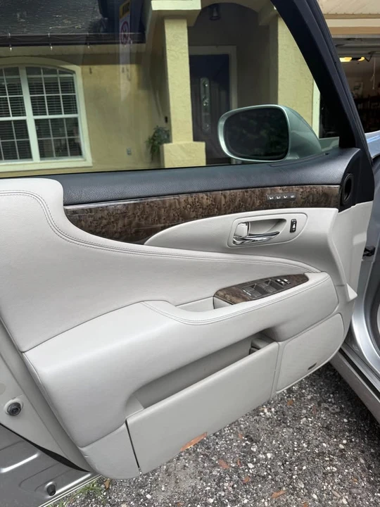 2008 Lexus LS 4th Gen - Image 9 of 19