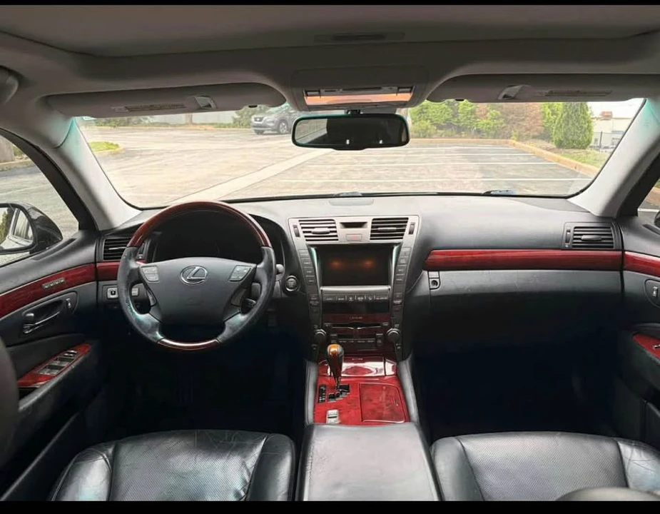 2008 Lexus LS 4th Gen - Image 8 of 9