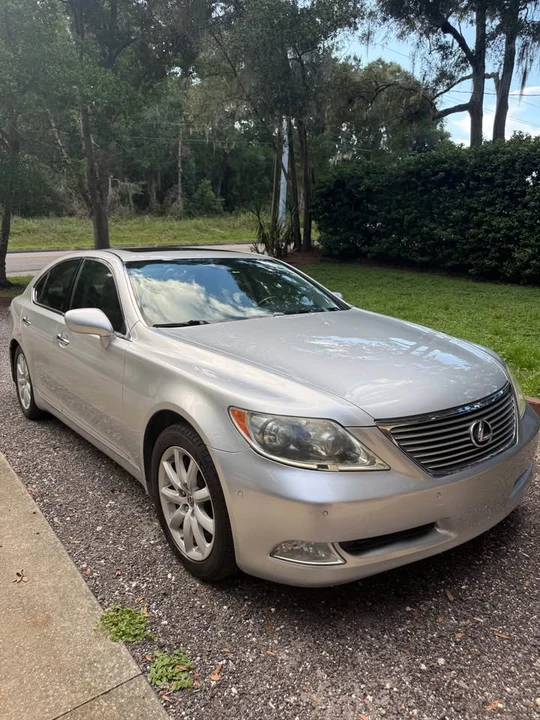 2008 Lexus LS 4th Gen - Image 2 of 19