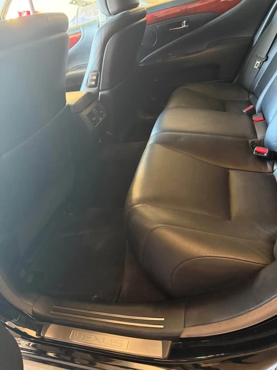 2008 Lexus LS 4th Gen - Image 10 of 11
