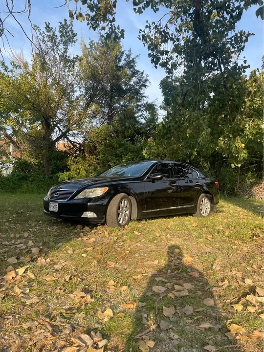 2008 Lexus LS 4th Gen - Image 2 of 9