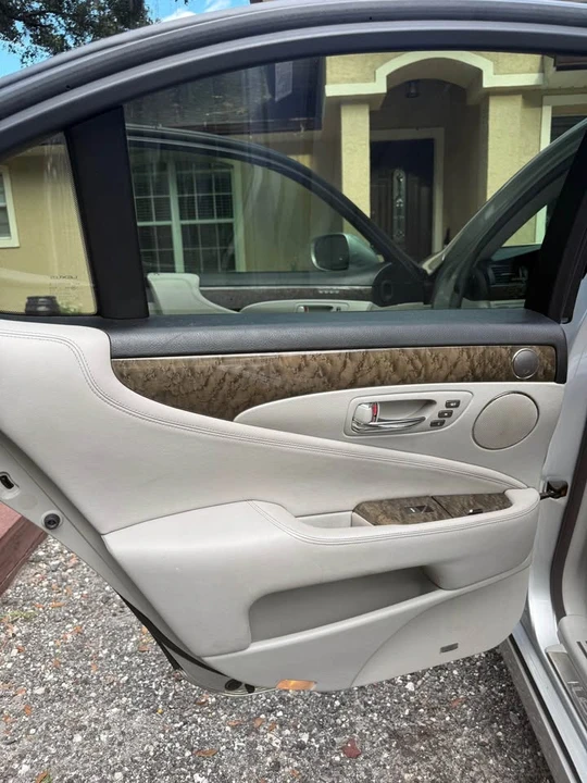 2008 Lexus LS 4th Gen - Image 8 of 19