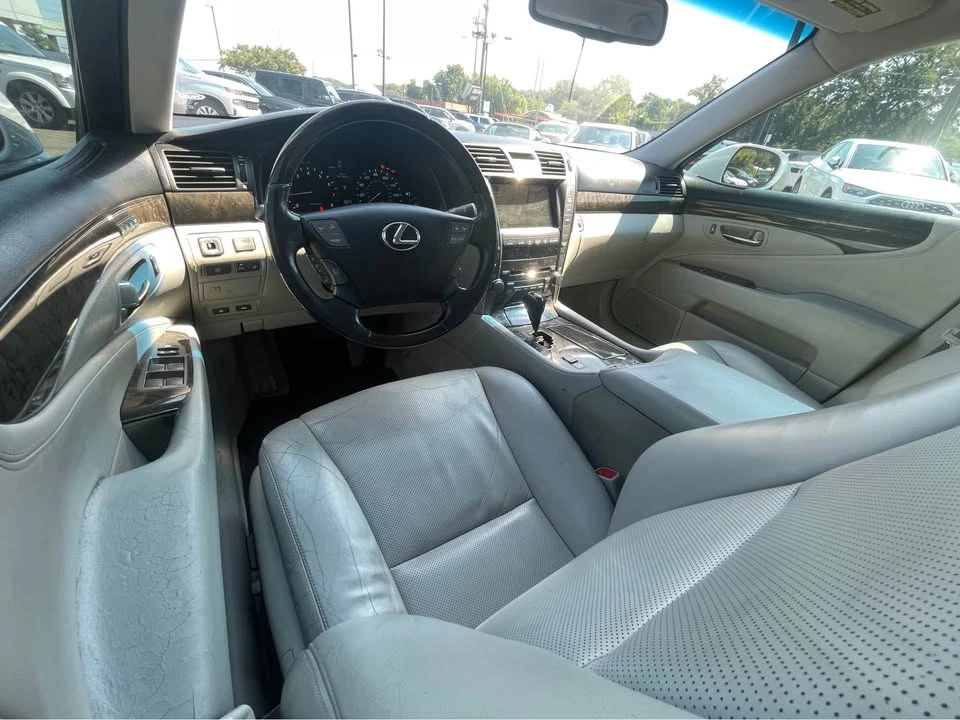 2008 Lexus LS 4th Gen - Image 5 of 7