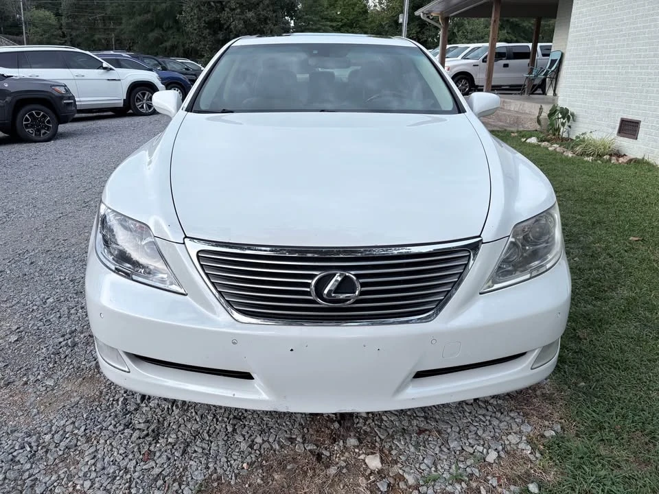 2008 Lexus LS 4th Gen - Image 2 of 19