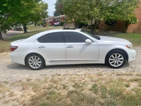2008 Lexus LS 460 Sedan 4D