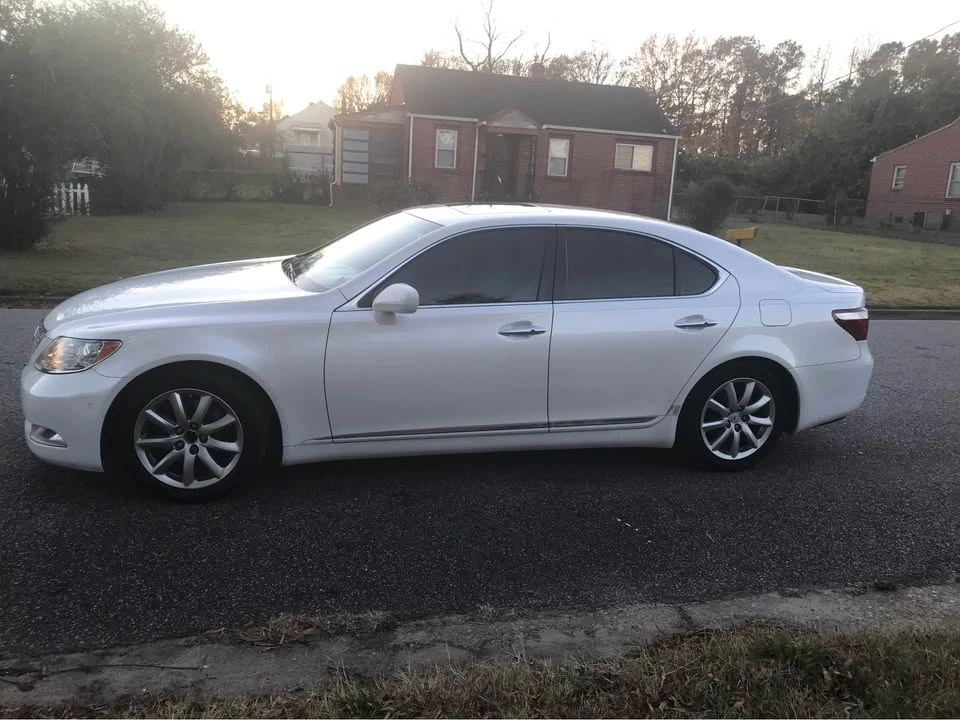 2008 Lexus LS 4th Gen - Image 3 of 5