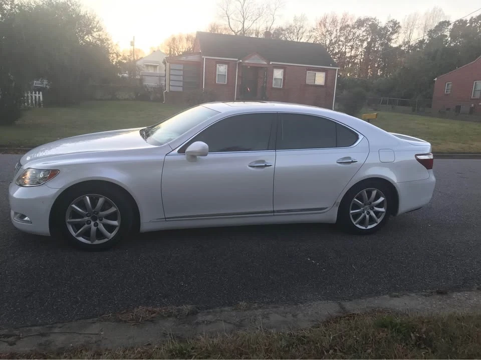 2008 Lexus LS 4th Gen - Image 4 of 5