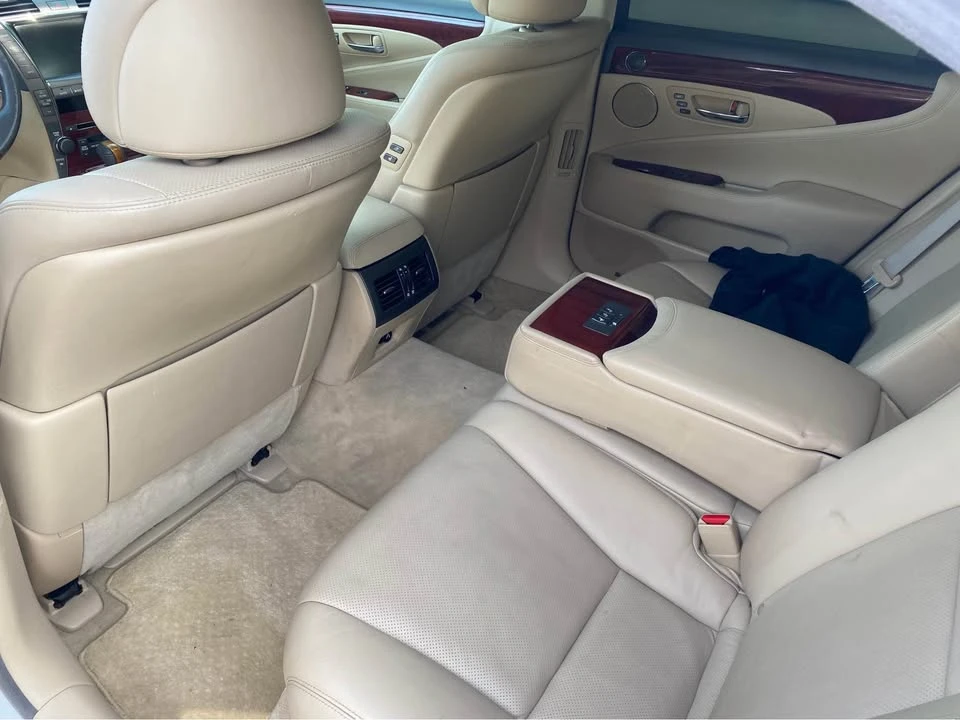 2008 Lexus LS 4th Gen - Image 7 of 7