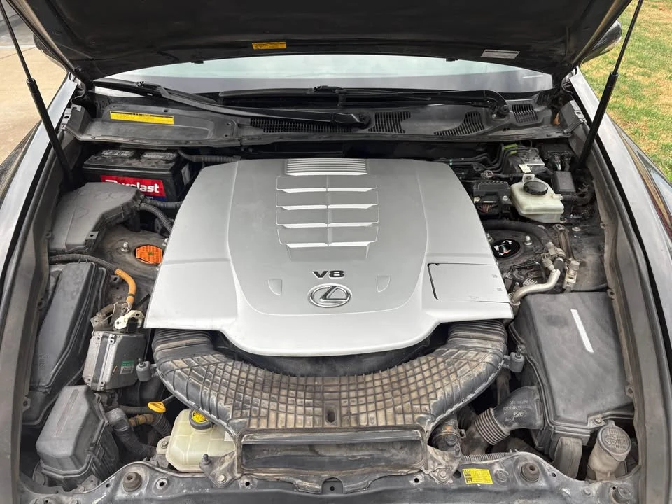2008 Lexus LS 4th Gen - Image 11 of 20