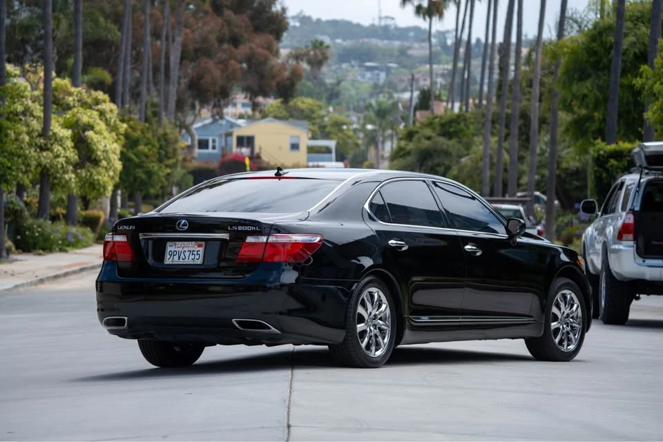 2008 Lexus LS 4th Gen - Image 3 of 19